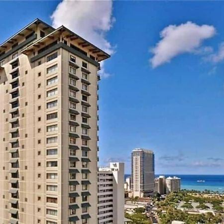 Brooks Beach Vacations Wyndham 4 Star Resort 1805 Waikiki Honolulu Exterior photo
